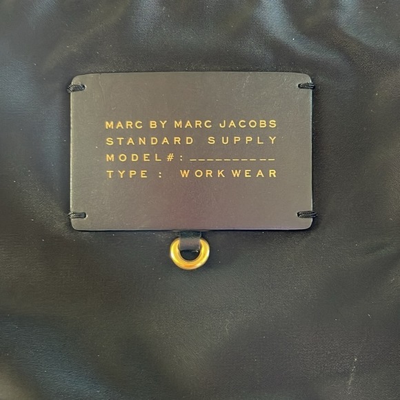 Marc by Marc Jacobs Sia Crossbody EUC - Picture 2 of 8